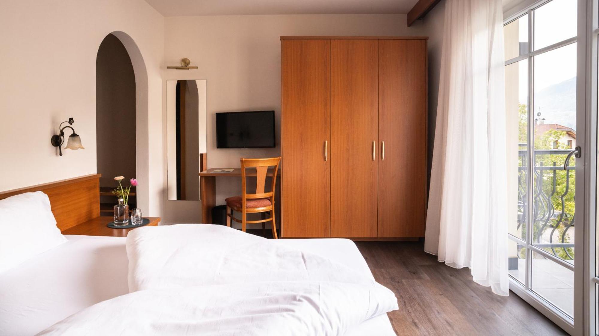 Hotel Villa Laurus เมราโน ภายนอก รูปภาพ