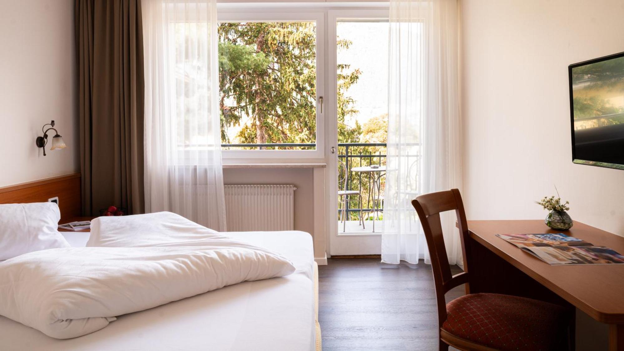 Hotel Villa Laurus เมราโน ภายนอก รูปภาพ