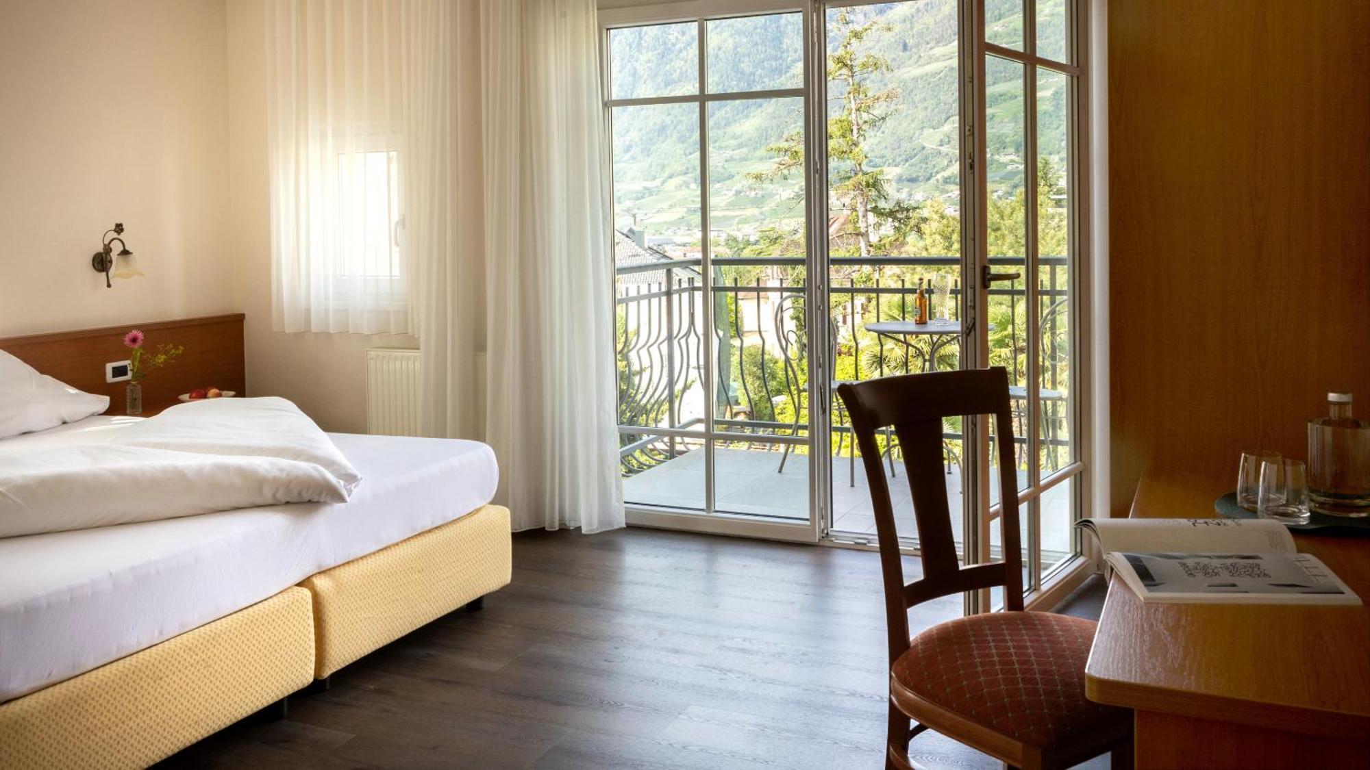 Hotel Villa Laurus เมราโน ภายนอก รูปภาพ